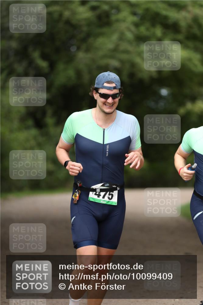30.08.2026 - Elbe Triathlon Hamburg Antke Förster http://msf.ph/oto/10099409 30.08.2026 10:53:50 Laufen 475 meine-sportfotos.de