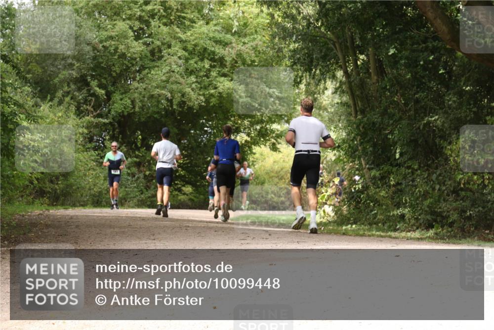 30.08.2026 - Elbe Triathlon Hamburg Antke Förster http://msf.ph/oto/10099448 30.08.2026 10:58:22 Laufen  meine-sportfotos.de