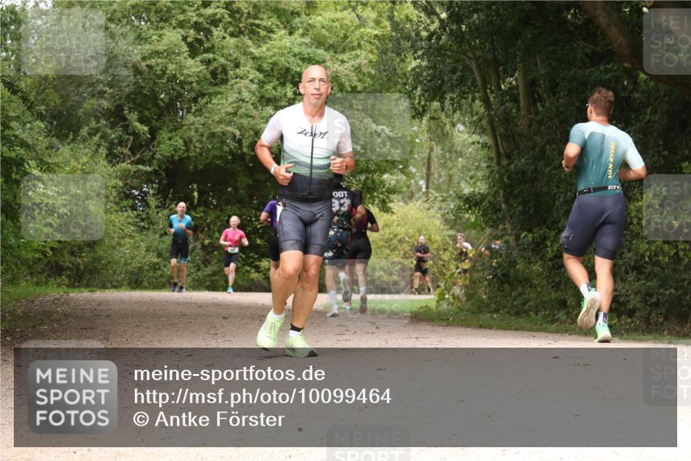 30.08.2026 - Elbe Triathlon Hamburg Antke Förster http://msf.ph/oto/10099464 30.08.2026 10:58:36 Laufen  meine-sportfotos.de