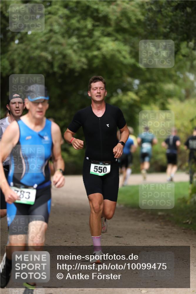30.08.2026 - Elbe Triathlon Hamburg Antke Förster http://msf.ph/oto/10099475 30.08.2026 10:54:42 Laufen 783, 550 meine-sportfotos.de