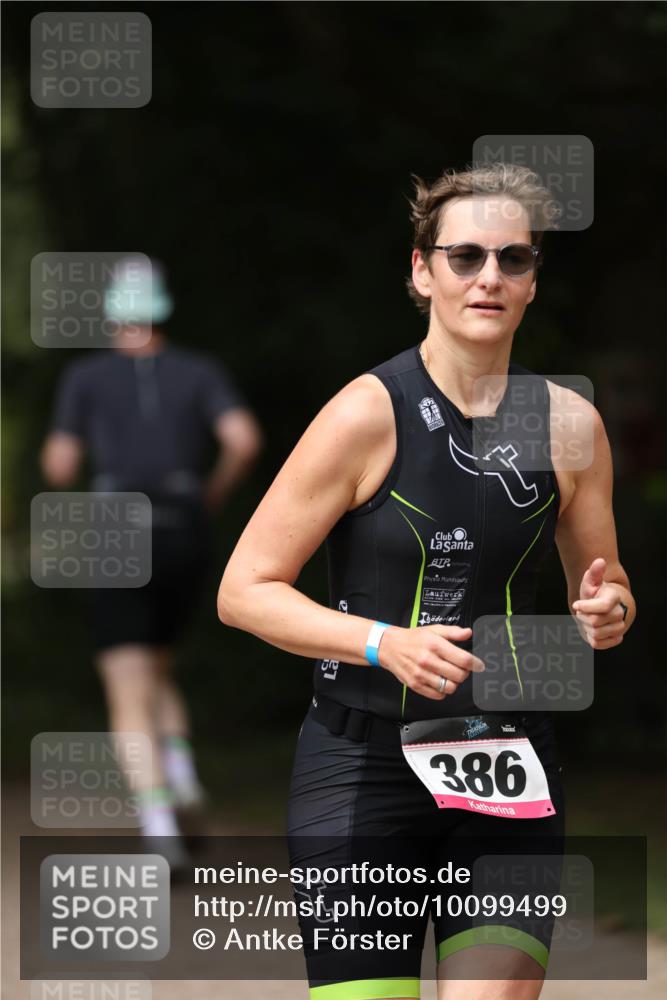 30.08.2026 - Elbe Triathlon Hamburg Antke Förster http://msf.ph/oto/10099499 30.08.2026 10:54:52 Laufen 97, 22, 386 meine-sportfotos.de