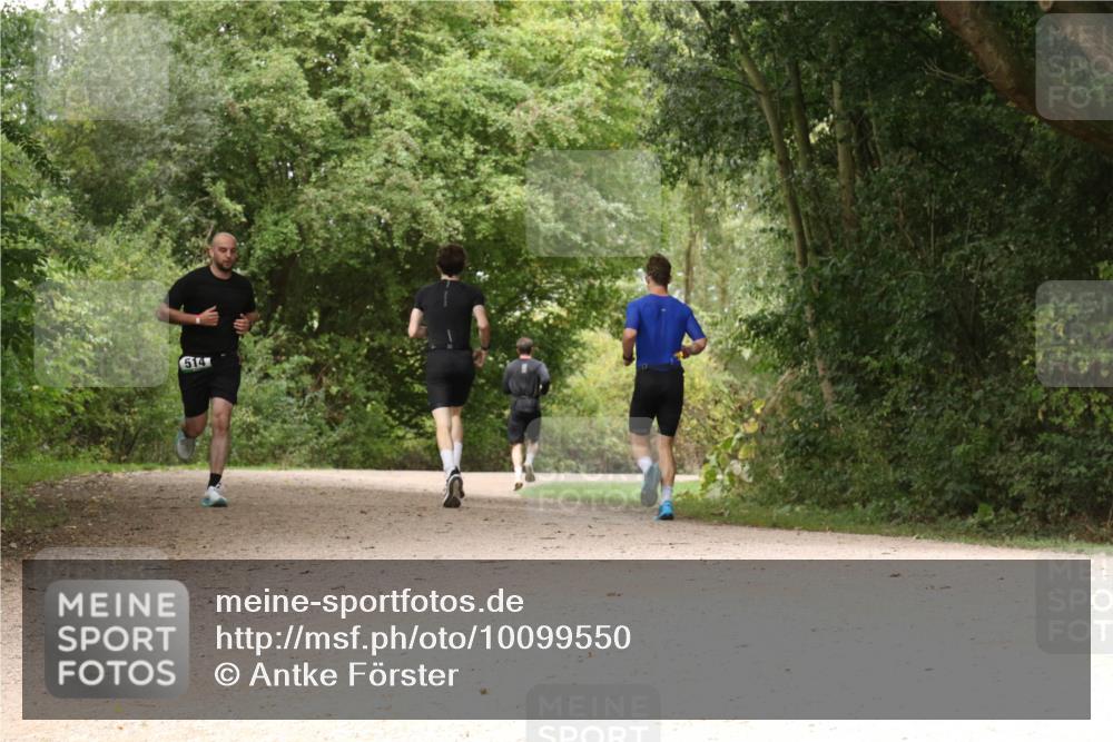 30.08.2026 - Elbe Triathlon Hamburg Antke Förster http://msf.ph/oto/10099550 30.08.2026 10:59:39 Laufen 514 meine-sportfotos.de
