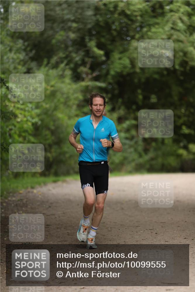 30.08.2026 - Elbe Triathlon Hamburg Antke Förster http://msf.ph/oto/10099555 30.08.2026 10:55:46 Laufen 6 meine-sportfotos.de