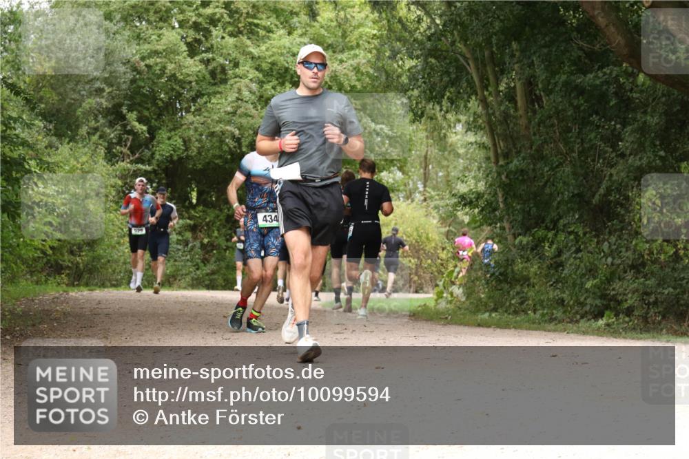 30.08.2026 - Elbe Triathlon Hamburg Antke Förster http://msf.ph/oto/10099594 30.08.2026 11:00:12 Laufen  meine-sportfotos.de