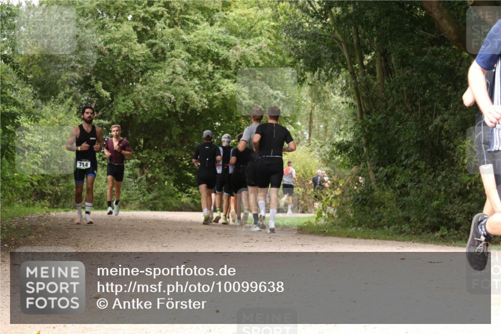 30.08.2026 - Elbe Triathlon Hamburg Antke Förster http://msf.ph/oto/10099638 30.08.2026 11:00:38 Laufen 714 meine-sportfotos.de