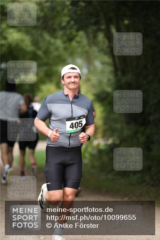 30.08.2026 - Elbe Triathlon Hamburg Antke Förster http://msf.ph/oto/10099655 30.08.2026 10:57:08 Laufen 405 meine-sportfotos.de
