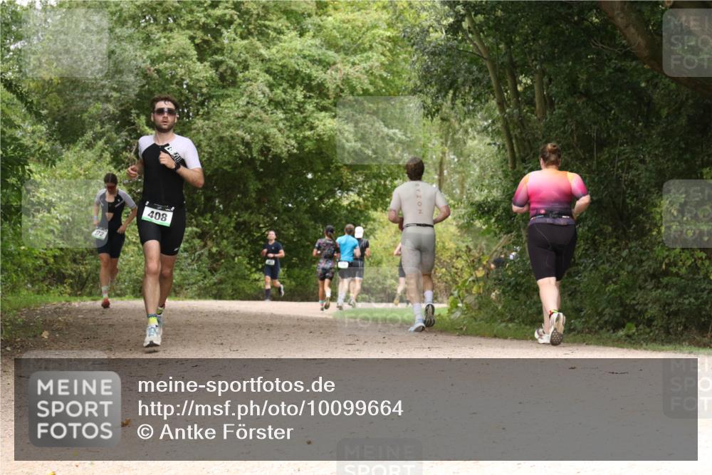 30.08.2026 - Elbe Triathlon Hamburg Antke Förster http://msf.ph/oto/10099664 30.08.2026 11:00:51 Laufen 872, 408 meine-sportfotos.de
