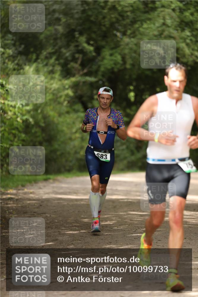 30.08.2026 - Elbe Triathlon Hamburg Antke Förster http://msf.ph/oto/10099733 30.08.2026 10:58:05 Laufen 683, 15 meine-sportfotos.de
