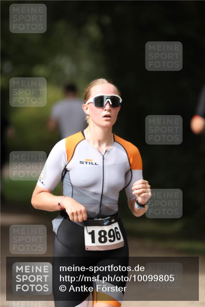 30.08.2026 - Elbe Triathlon Hamburg Antke Förster http://msf.ph/oto/10099805 30.08.2026 10:58:58 Laufen 1896 meine-sportfotos.de
