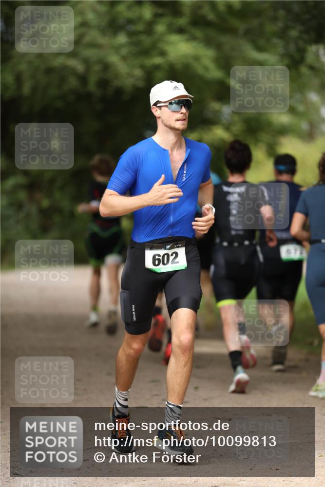 30.08.2026 - Elbe Triathlon Hamburg Antke Förster http://msf.ph/oto/10099813 30.08.2026 10:59:01 Laufen 602, 079 meine-sportfotos.de