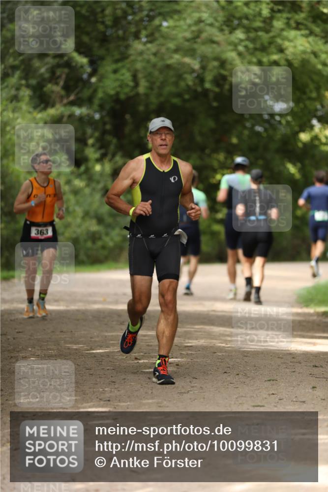 30.08.2026 - Elbe Triathlon Hamburg Antke Förster http://msf.ph/oto/10099831 30.08.2026 10:59:22 Laufen 363 meine-sportfotos.de
