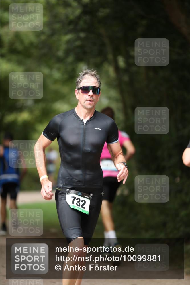 30.08.2026 - Elbe Triathlon Hamburg Antke Förster http://msf.ph/oto/10099881 30.08.2026 11:00:00 Laufen 732 meine-sportfotos.de
