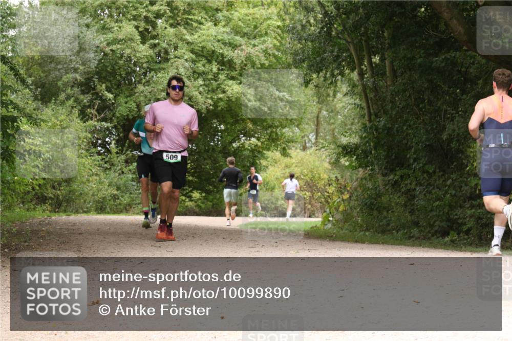 30.08.2026 - Elbe Triathlon Hamburg Antke Förster http://msf.ph/oto/10099890 30.08.2026 11:02:50 Laufen 509 meine-sportfotos.de