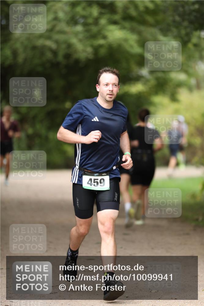 30.08.2026 - Elbe Triathlon Hamburg Antke Förster http://msf.ph/oto/10099941 30.08.2026 11:00:37 Laufen 459 meine-sportfotos.de