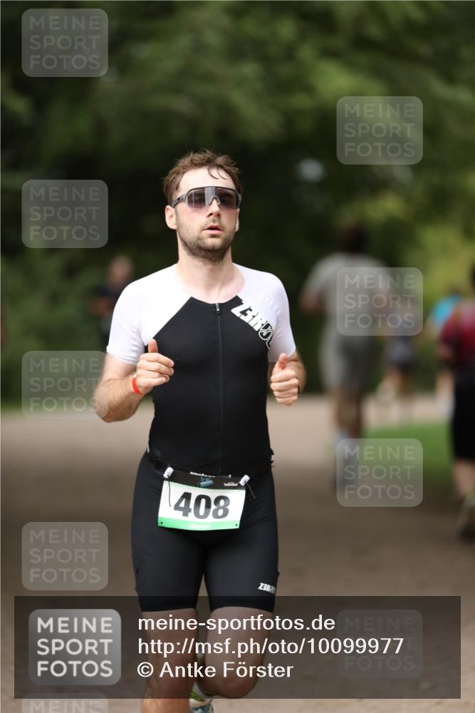 30.08.2026 - Elbe Triathlon Hamburg Antke Förster http://msf.ph/oto/10099977 30.08.2026 11:00:52 Laufen 7360, 408, 3830 meine-sportfotos.de