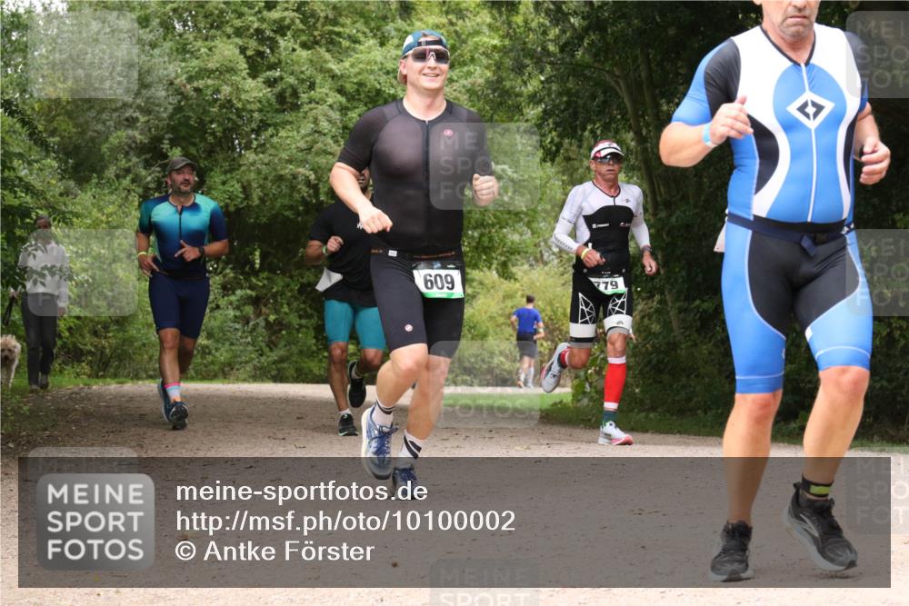 30.08.2026 - Elbe Triathlon Hamburg Antke Förster http://msf.ph/oto/10100002 30.08.2026 11:03:46 Laufen 6, 609 meine-sportfotos.de