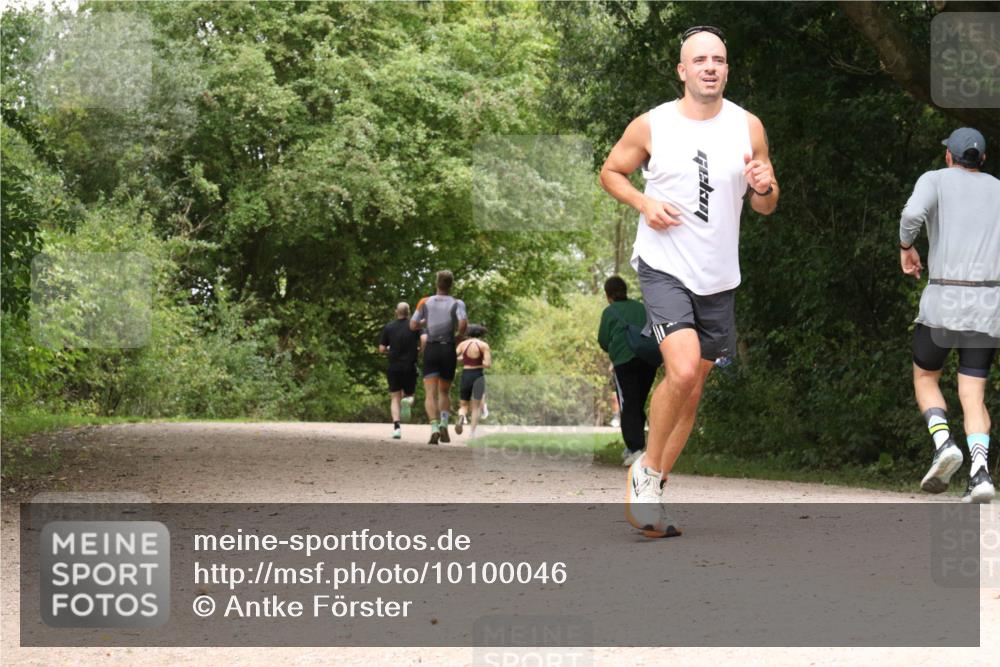 30.08.2026 - Elbe Triathlon Hamburg Antke Förster http://msf.ph/oto/10100046 30.08.2026 11:04:17 Laufen  meine-sportfotos.de