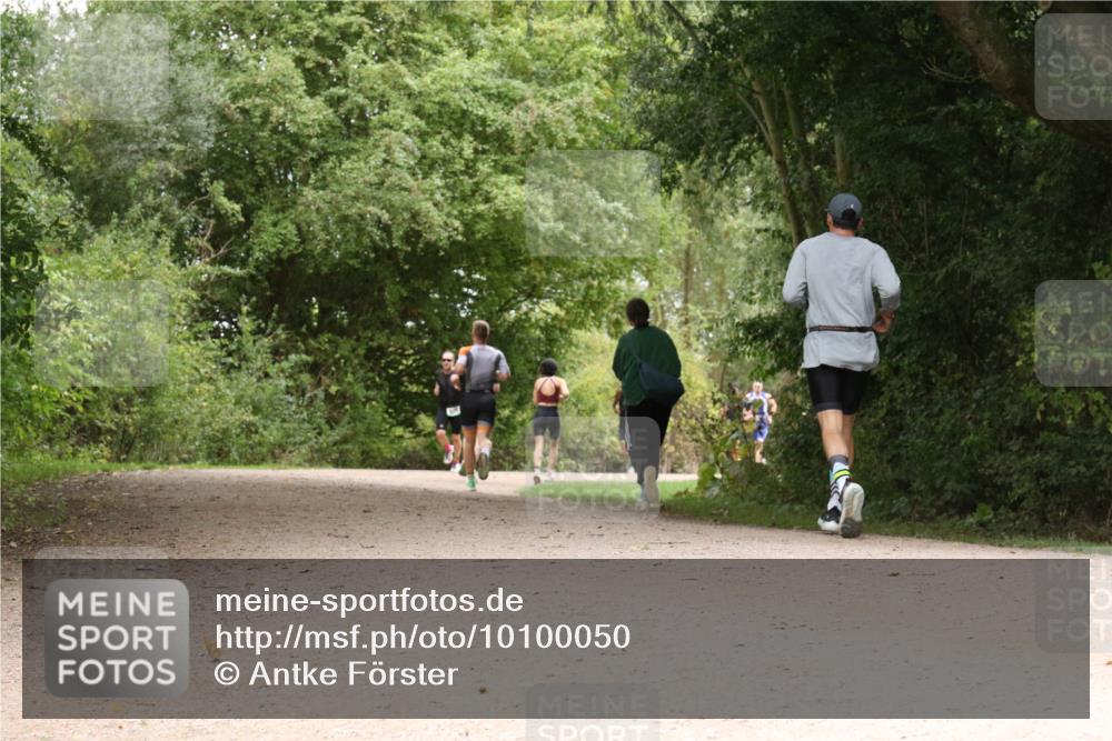 30.08.2026 - Elbe Triathlon Hamburg Antke Förster http://msf.ph/oto/10100050 30.08.2026 11:04:18 Laufen  meine-sportfotos.de