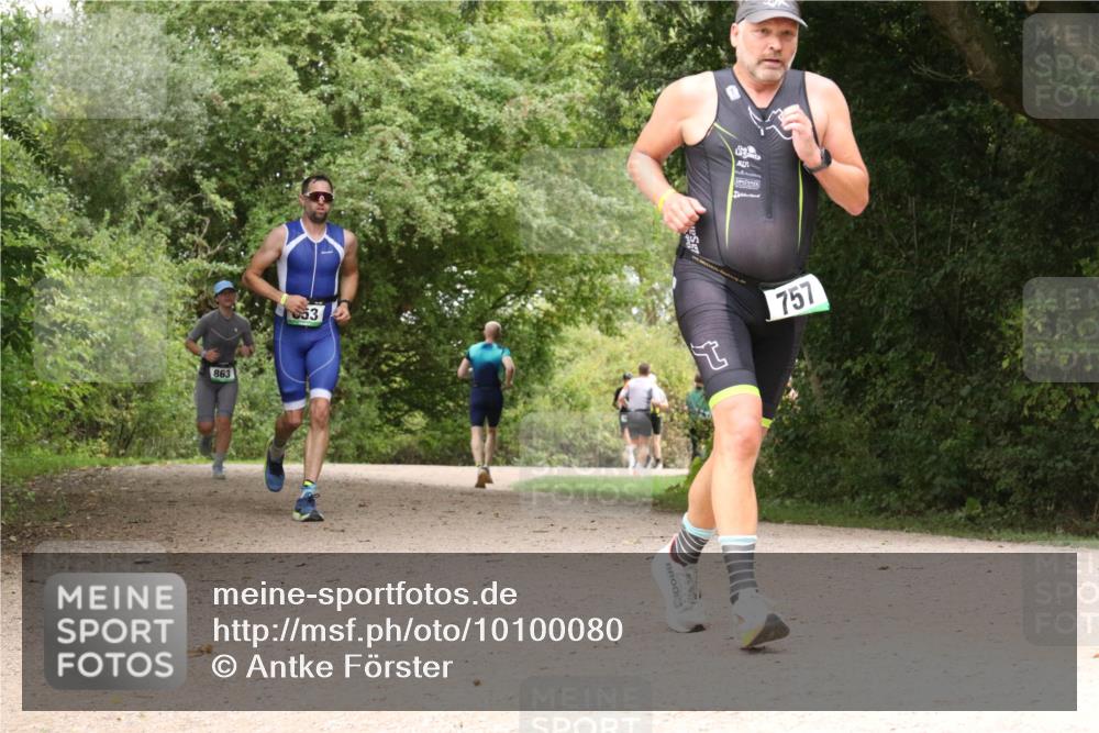 30.08.2026 - Elbe Triathlon Hamburg Antke Förster http://msf.ph/oto/10100080 30.08.2026 11:04:37 Laufen 863, 53, 757 meine-sportfotos.de