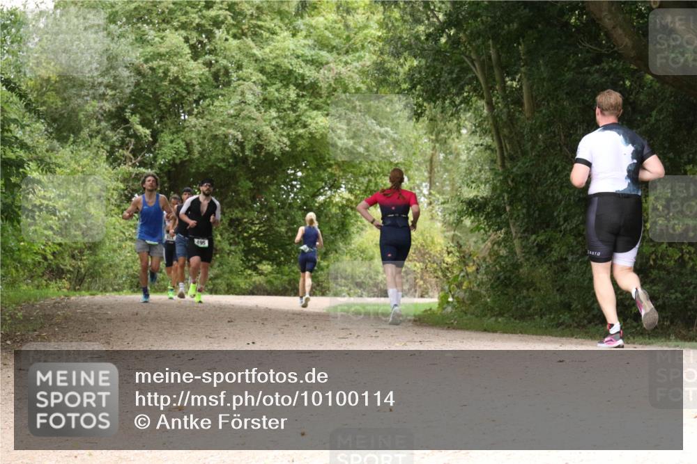 30.08.2026 - Elbe Triathlon Hamburg Antke Förster http://msf.ph/oto/10100114 30.08.2026 11:05:04 Laufen 495 meine-sportfotos.de