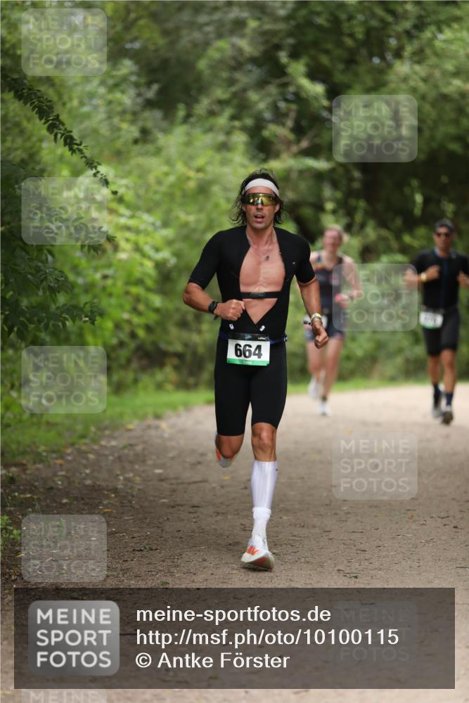 30.08.2026 - Elbe Triathlon Hamburg Antke Förster http://msf.ph/oto/10100115 30.08.2026 11:01:58 Laufen 664 meine-sportfotos.de
