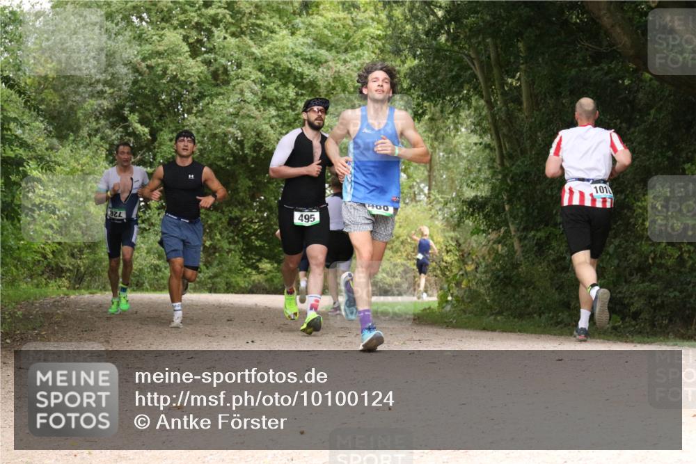 30.08.2026 - Elbe Triathlon Hamburg Antke Förster http://msf.ph/oto/10100124 30.08.2026 11:05:08 Laufen 495, 822, 400, 101 meine-sportfotos.de