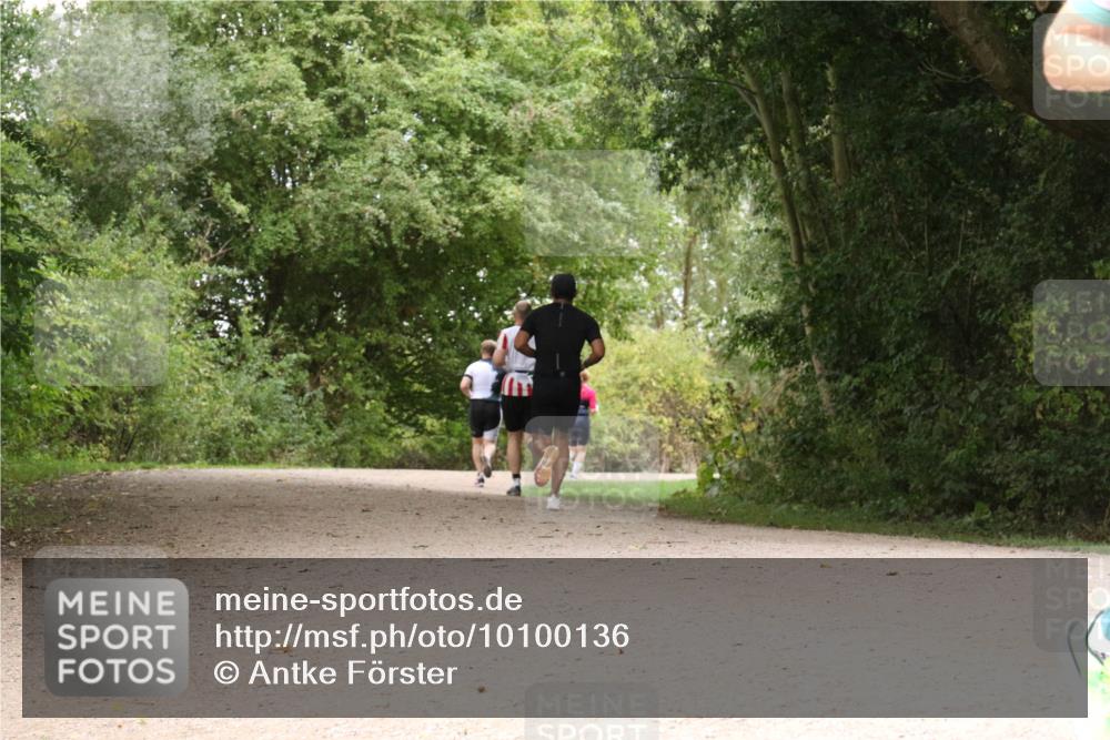 30.08.2026 - Elbe Triathlon Hamburg Antke Förster http://msf.ph/oto/10100136 30.08.2026 11:05:12 Laufen  meine-sportfotos.de