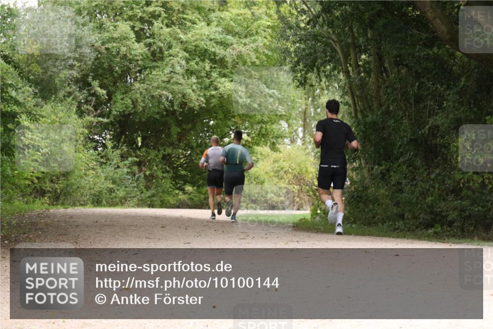 30.08.2026 - Elbe Triathlon Hamburg Antke Förster http://msf.ph/oto/10100144 30.08.2026 11:05:28 Laufen  meine-sportfotos.de