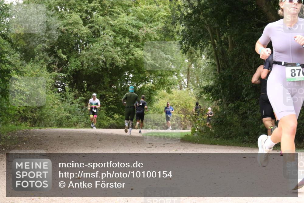 30.08.2026 - Elbe Triathlon Hamburg Antke Förster http://msf.ph/oto/10100154 30.08.2026 11:05:50 Laufen 87 meine-sportfotos.de