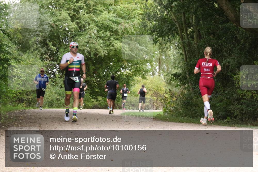 30.08.2026 - Elbe Triathlon Hamburg Antke Förster http://msf.ph/oto/10100156 30.08.2026 11:06:00 Laufen 2 meine-sportfotos.de