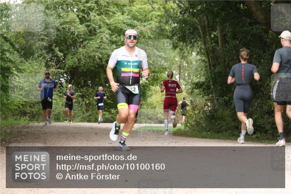 30.08.2026 - Elbe Triathlon Hamburg Antke Förster http://msf.ph/oto/10100160 30.08.2026 11:06:01 Laufen 12 meine-sportfotos.de