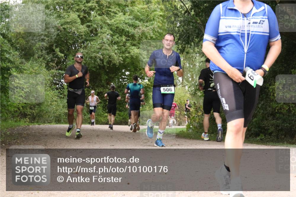30.08.2026 - Elbe Triathlon Hamburg Antke Förster http://msf.ph/oto/10100176 30.08.2026 11:06:09 Laufen 506 meine-sportfotos.de