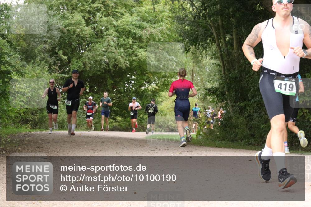30.08.2026 - Elbe Triathlon Hamburg Antke Förster http://msf.ph/oto/10100190 30.08.2026 11:06:19 Laufen 555, 831, 419 meine-sportfotos.de