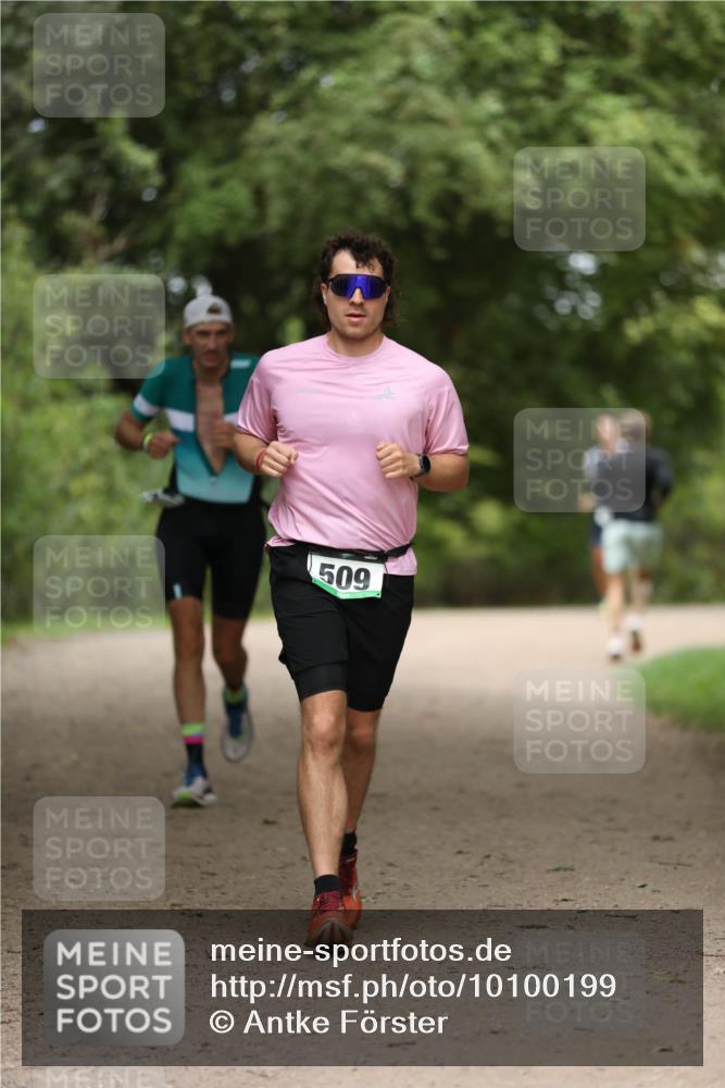 30.08.2026 - Elbe Triathlon Hamburg Antke Förster http://msf.ph/oto/10100199 30.08.2026 11:02:51 Laufen 509 meine-sportfotos.de