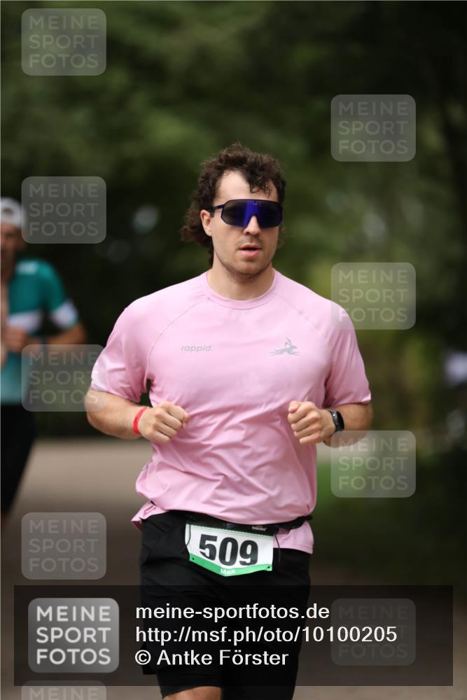 30.08.2026 - Elbe Triathlon Hamburg Antke Förster http://msf.ph/oto/10100205 30.08.2026 11:02:53 Laufen 509 meine-sportfotos.de