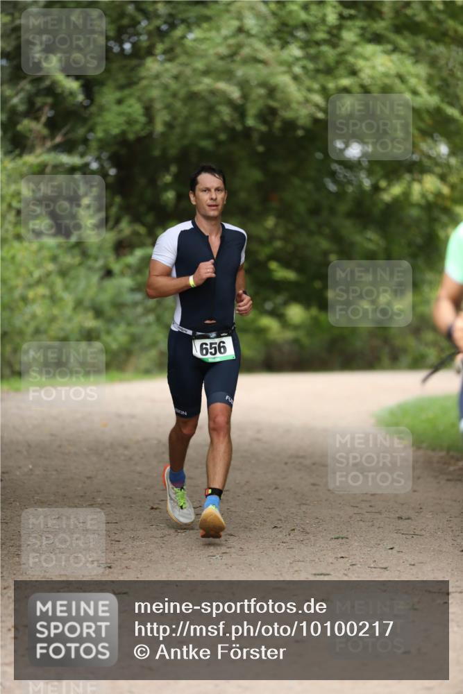 30.08.2026 - Elbe Triathlon Hamburg Antke Förster http://msf.ph/oto/10100217 30.08.2026 11:03:00 Laufen 656 meine-sportfotos.de