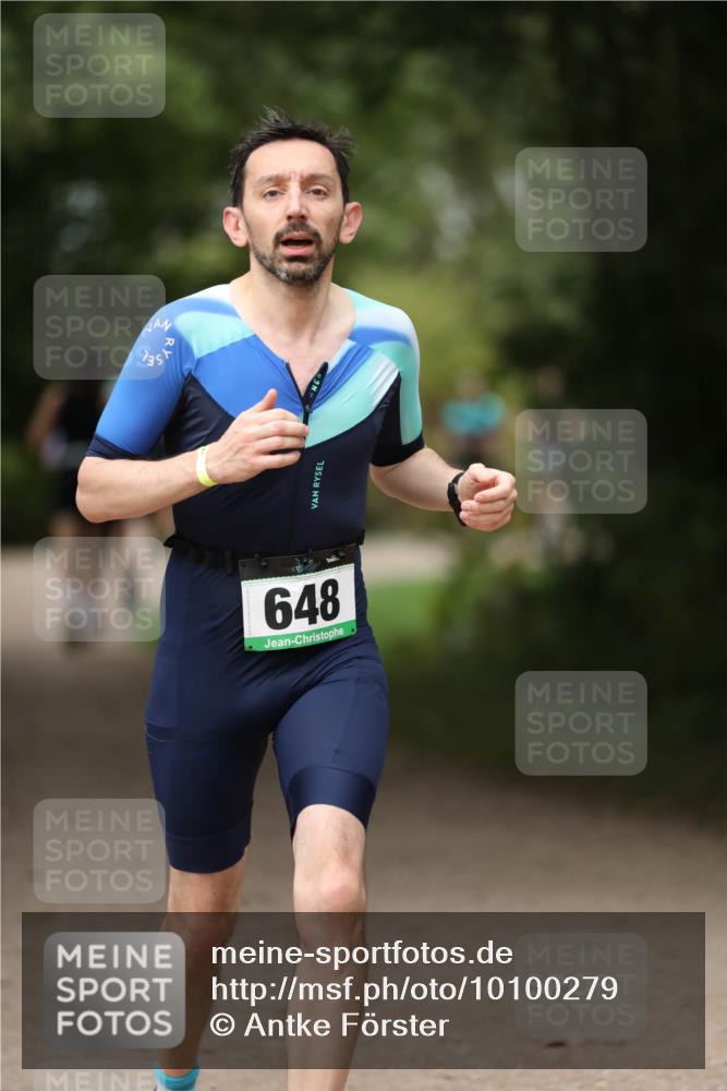 30.08.2026 - Elbe Triathlon Hamburg Antke Förster http://msf.ph/oto/10100279 30.08.2026 11:03:28 Laufen 648 meine-sportfotos.de