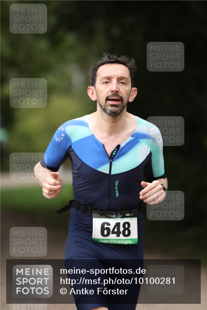 30.08.2026 - Elbe Triathlon Hamburg Antke Förster http://msf.ph/oto/10100281 30.08.2026 11:03:29 Laufen 3, 648 meine-sportfotos.de