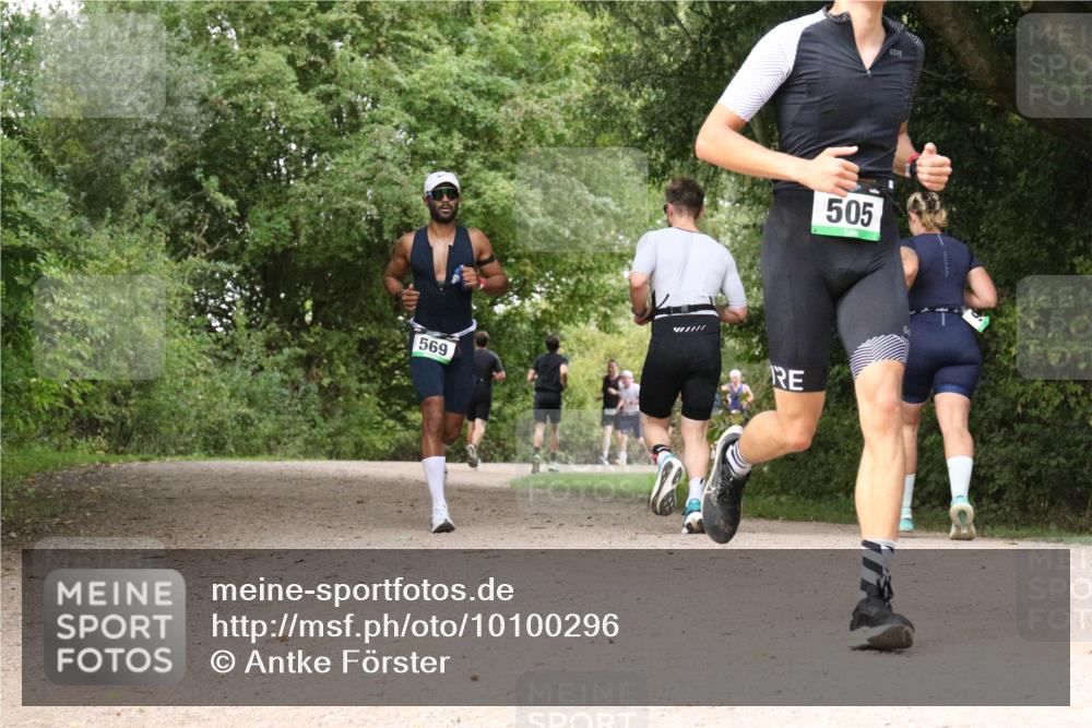 30.08.2026 - Elbe Triathlon Hamburg Antke Förster http://msf.ph/oto/10100296 30.08.2026 11:07:28 Laufen 569, 505 meine-sportfotos.de