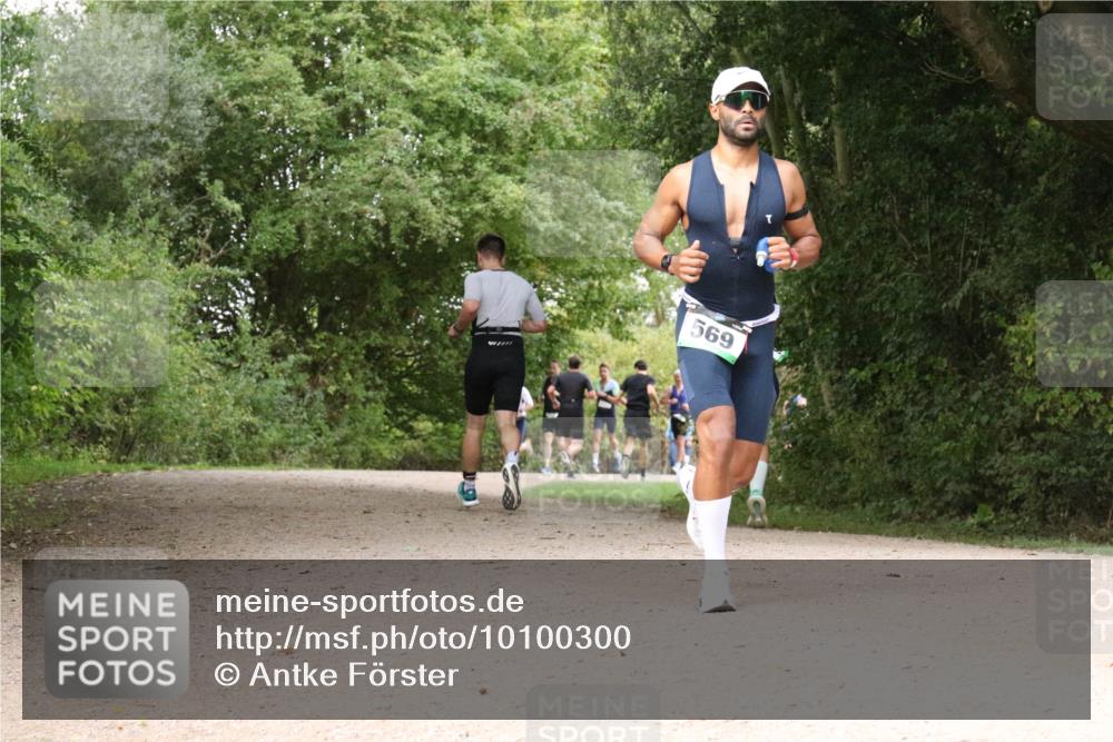 30.08.2026 - Elbe Triathlon Hamburg Antke Förster http://msf.ph/oto/10100300 30.08.2026 11:07:30 Laufen 569 meine-sportfotos.de