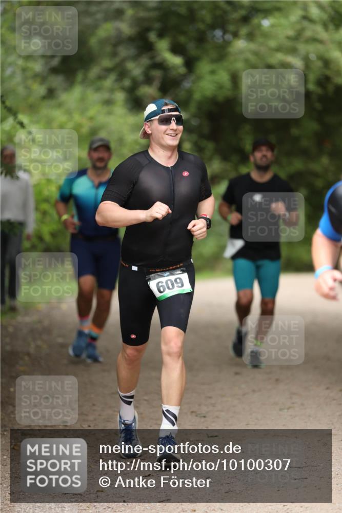 30.08.2026 - Elbe Triathlon Hamburg Antke Förster http://msf.ph/oto/10100307 30.08.2026 11:03:44 Laufen 609 meine-sportfotos.de