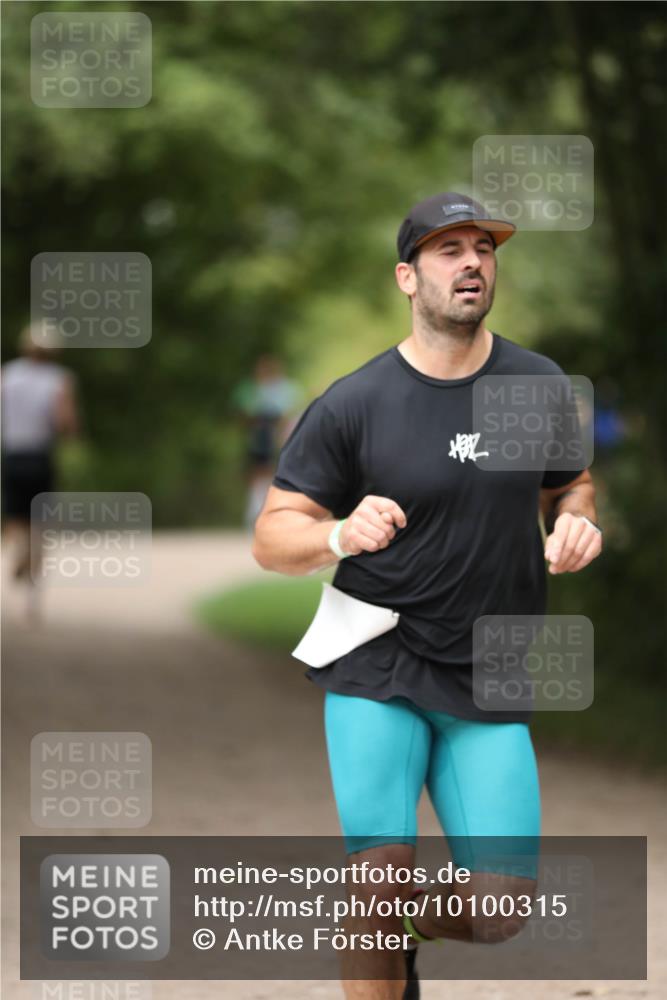 30.08.2026 - Elbe Triathlon Hamburg Antke Förster http://msf.ph/oto/10100315 30.08.2026 11:03:47 Laufen  meine-sportfotos.de