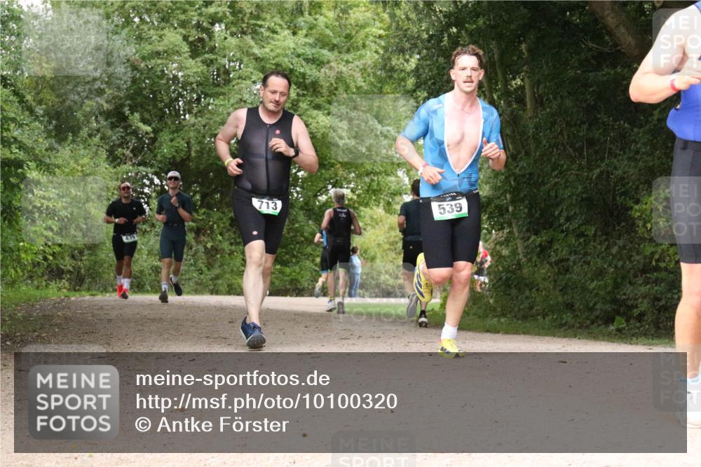 30.08.2026 - Elbe Triathlon Hamburg Antke Förster http://msf.ph/oto/10100320 30.08.2026 11:07:47 Laufen 439, 713, 539 meine-sportfotos.de