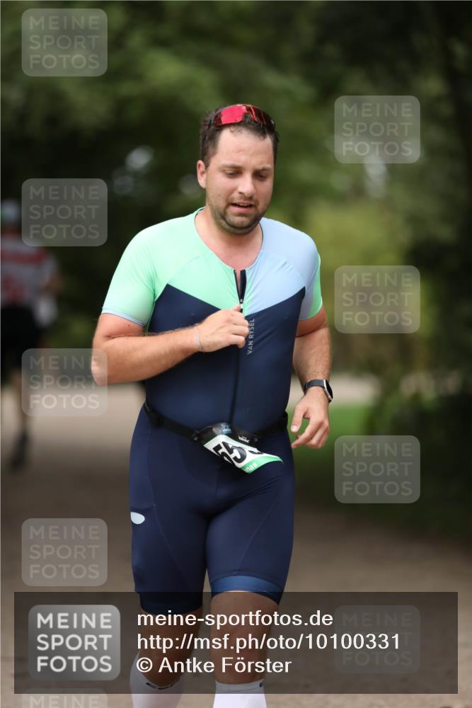 30.08.2026 - Elbe Triathlon Hamburg Antke Förster http://msf.ph/oto/10100331 30.08.2026 11:04:07 Laufen  meine-sportfotos.de