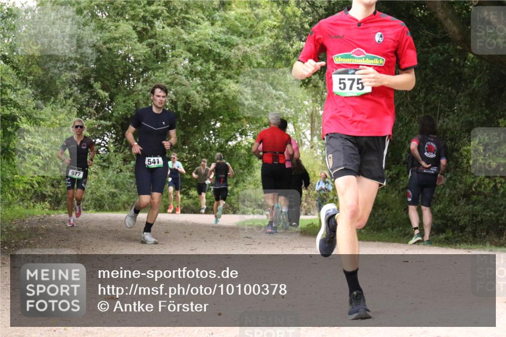 30.08.2026 - Elbe Triathlon Hamburg Antke Förster http://msf.ph/oto/10100378 30.08.2026 11:08:15 Laufen 977, 541, 575 meine-sportfotos.de