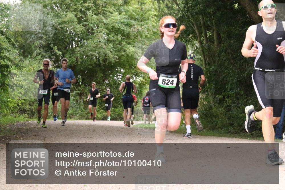 30.08.2026 - Elbe Triathlon Hamburg Antke Förster http://msf.ph/oto/10100410 30.08.2026 11:08:38 Laufen 40, 720, 104, 824 meine-sportfotos.de