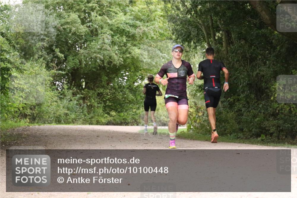 30.08.2026 - Elbe Triathlon Hamburg Antke Förster http://msf.ph/oto/10100448 30.08.2026 11:09:01 Laufen  meine-sportfotos.de