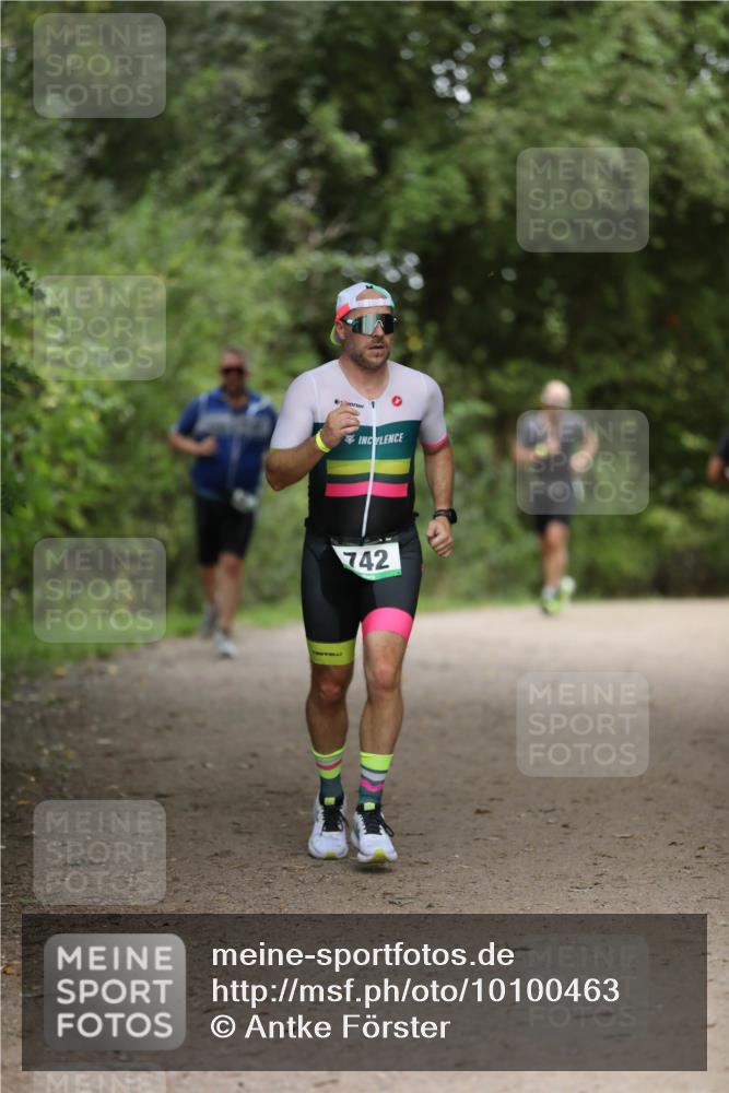 30.08.2026 - Elbe Triathlon Hamburg Antke Förster http://msf.ph/oto/10100463 30.08.2026 11:06:00 Laufen 742 meine-sportfotos.de