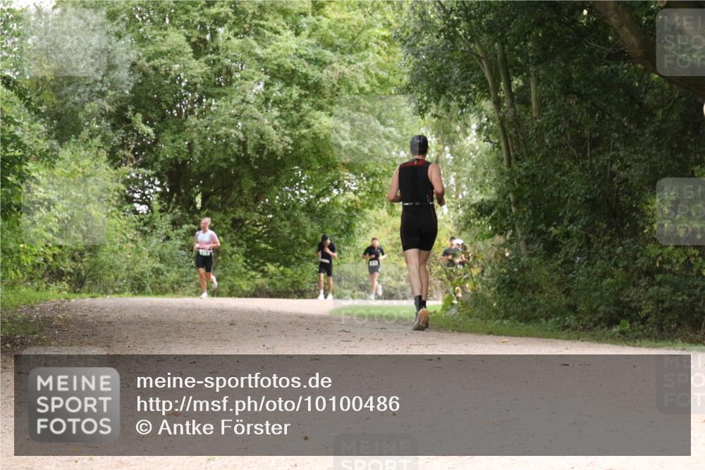 30.08.2026 - Elbe Triathlon Hamburg Antke Förster http://msf.ph/oto/10100486 30.08.2026 11:09:35 Laufen  meine-sportfotos.de