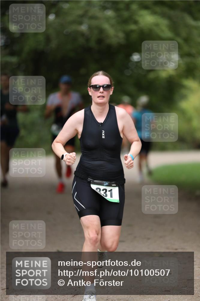 30.08.2026 - Elbe Triathlon Hamburg Antke Förster http://msf.ph/oto/10100507 30.08.2026 11:06:25 Laufen 31, 2 meine-sportfotos.de